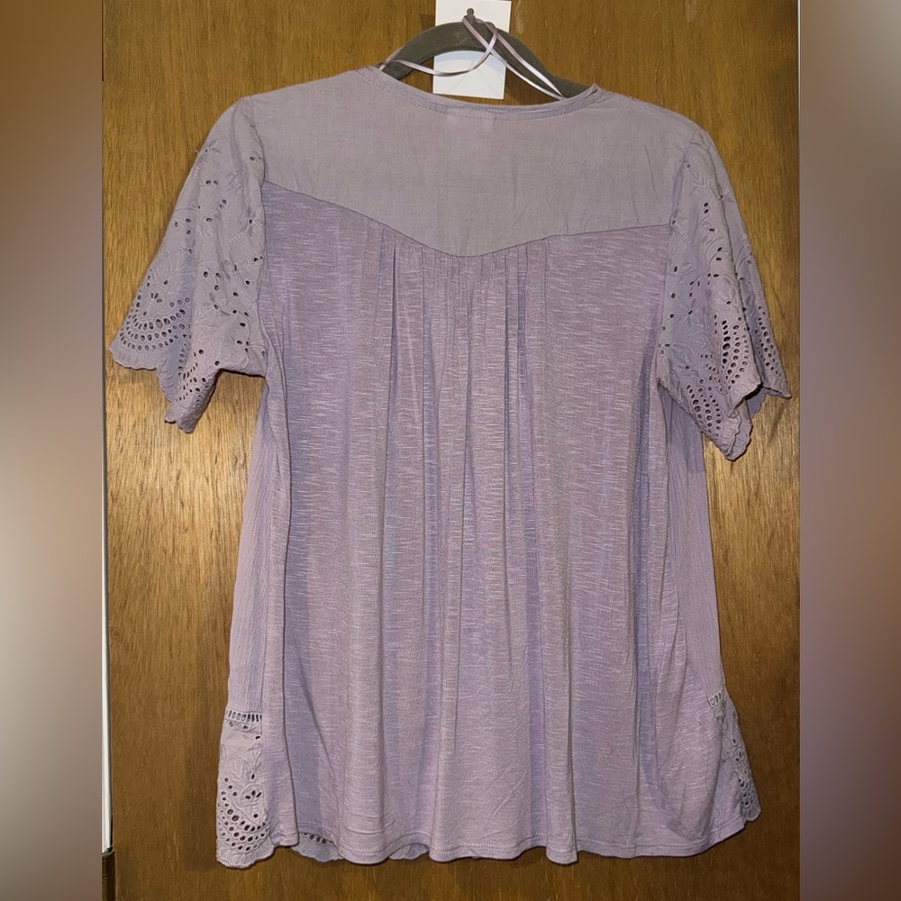 Knox Rose Gauze Lace Trim Eyelet Top, Size M - Picture 4 of 4